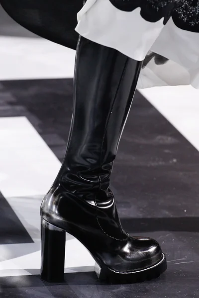 Look 93